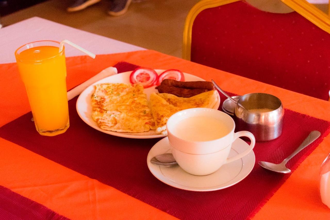Kahondo Buffalo Hotel Kampala Makerere Eksteriør bilde
