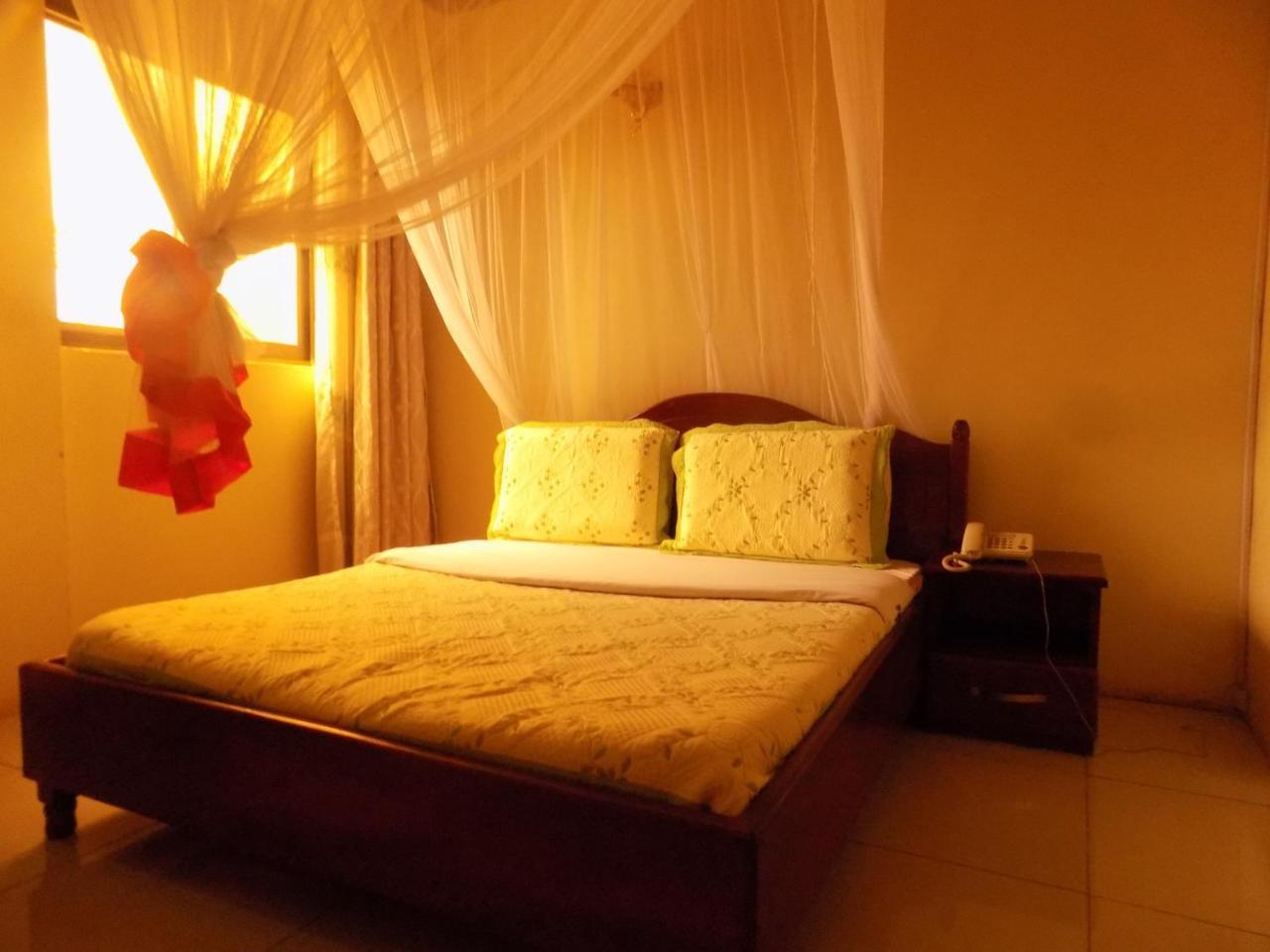 Kahondo Buffalo Hotel Kampala Makerere Eksteriør bilde